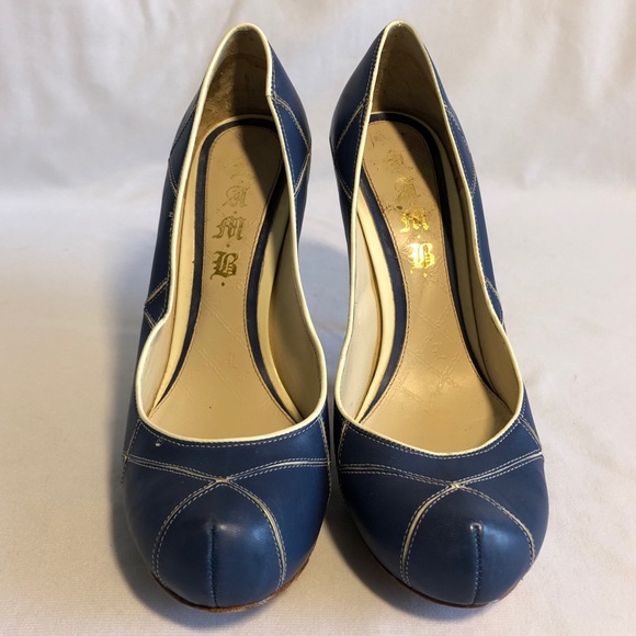 L.A.M.B. Round Toe Quilted Pumps - Picture 4 of 10